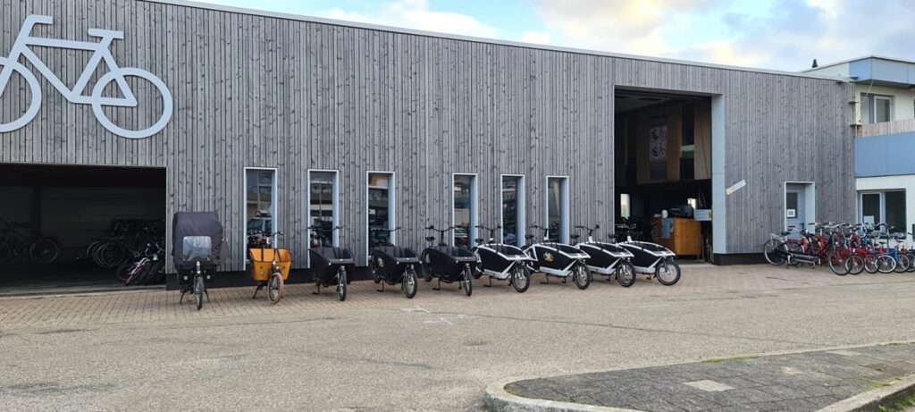 Elektrische bakfietsen huren bij Fietsverhuur Texel